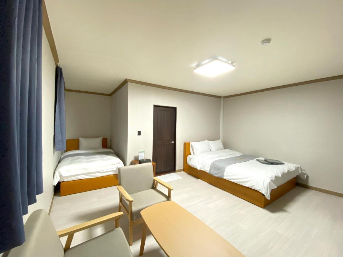 Suanbo Hot Spring Healing Hotel Chungju Bagian luar foto