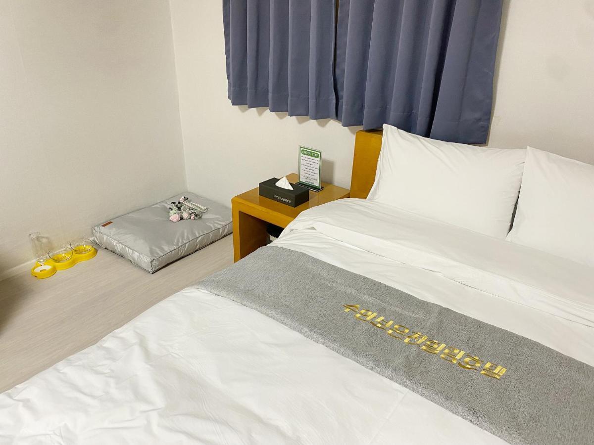 Suanbo Hot Spring Healing Hotel Chungju Bagian luar foto
