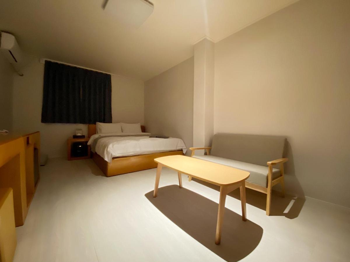Suanbo Hot Spring Healing Hotel Chungju Bagian luar foto